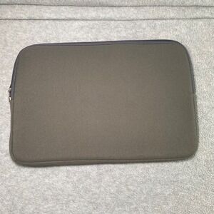 Laptop/Tablet Sleeve 13" Gray Neoprene Padded Case EUC‎ Travel Tech Minimalist